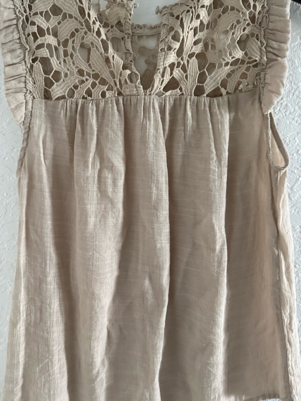 Crochet chiffon Sleeveless Camisole in Beige